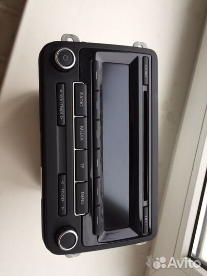 Штатная аудио система VW Passat b7