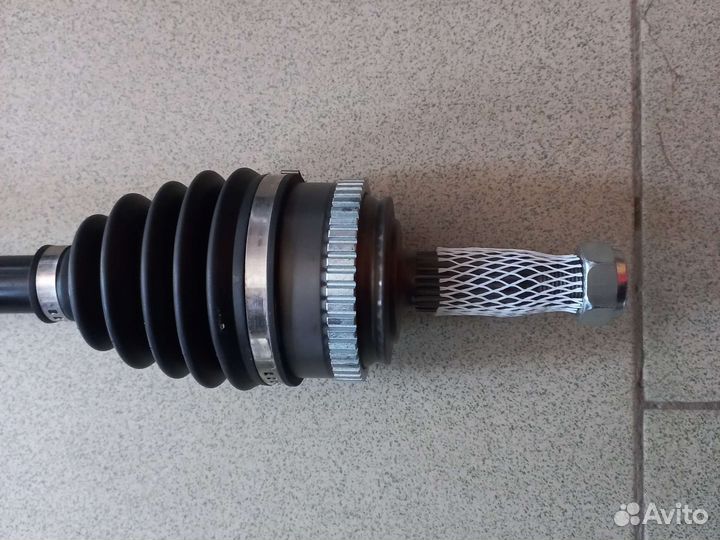 Правый привод в сборе vesta вариатор