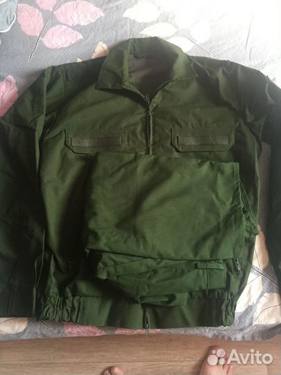 Продаю военную офисную форму