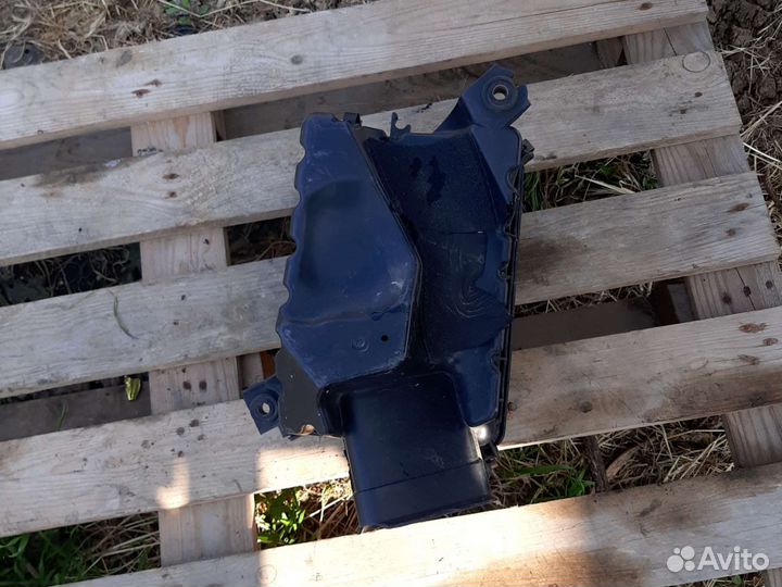 Корпус фильтра Hyundai Tucson 2004-2011