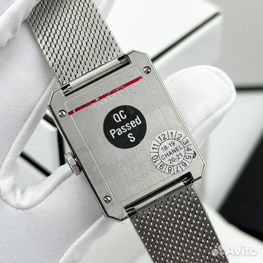 Часы Chanel Boy-Friend Tweed