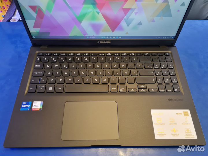 Ноутбук Asus 15.6