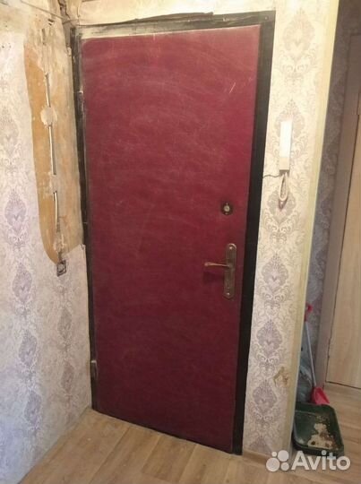 Дверь левая