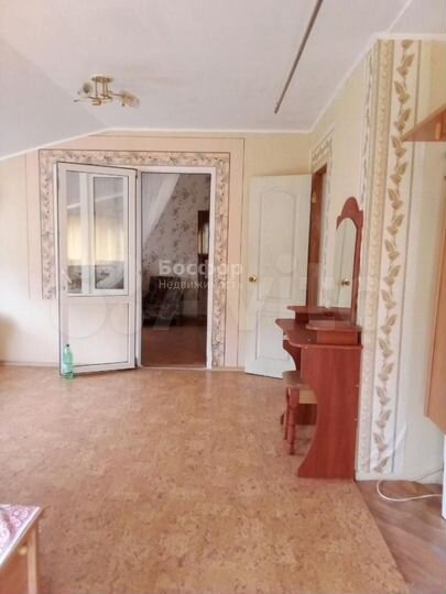 2-к. квартира, 52 м², 3/3 эт.