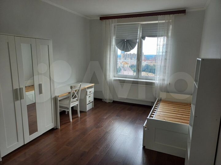 2-к. квартира, 74 м², 18/25 эт.