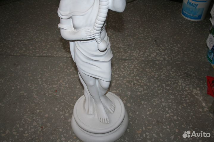 Статуя Gaudi Decor L9000