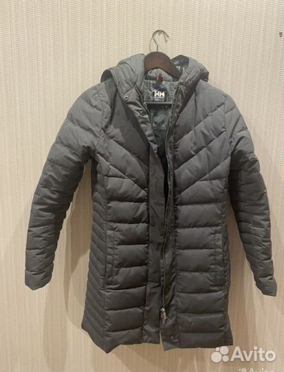 Пуховик женский helly hansen