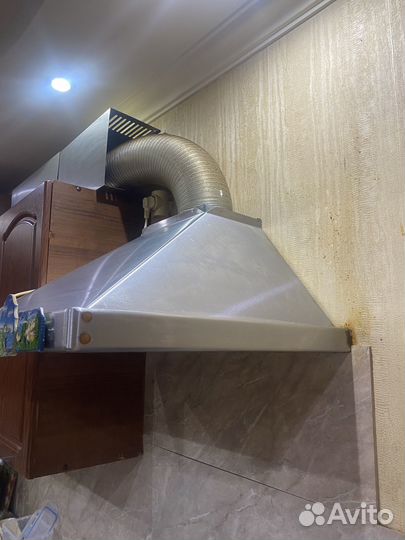 Вытяжка для кухни 60 см