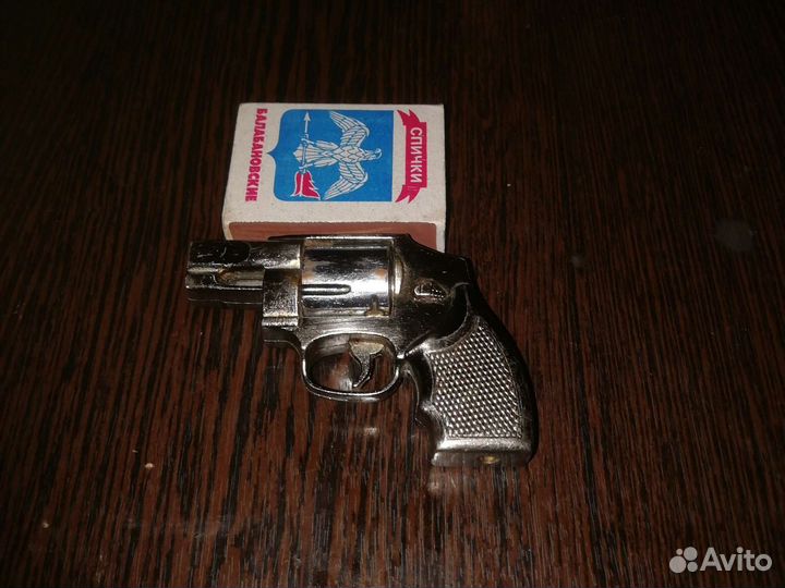 Зажигалка пистолет