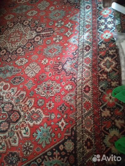 Ковер шерстяной