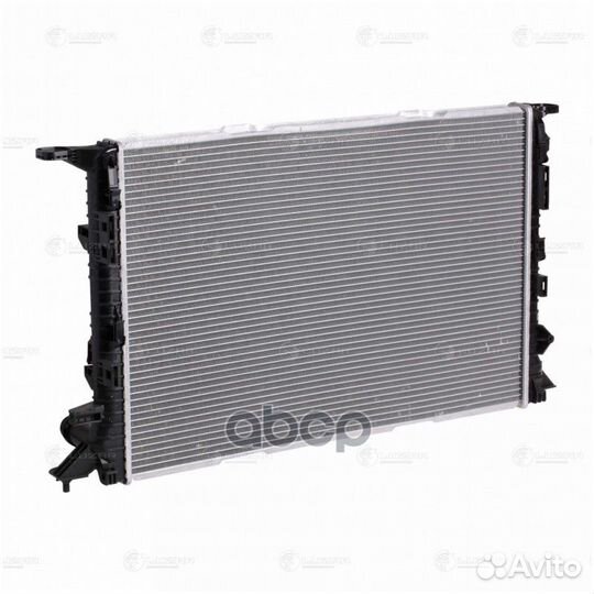Радиатор охлаждения двигателя audi A4/A5/A6/A7