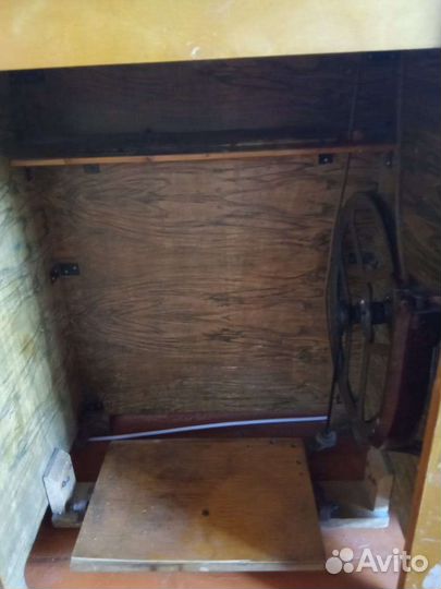 Швейная машина бу