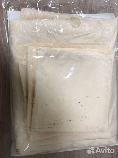 Скатерть настольная новая