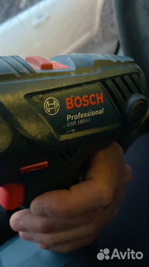 Шуруповерт bosch 18v