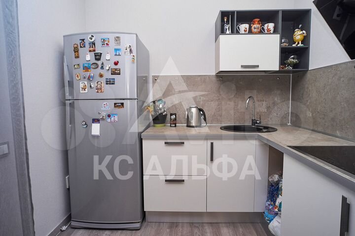 2-к. квартира, 52 м², 2/10 эт.