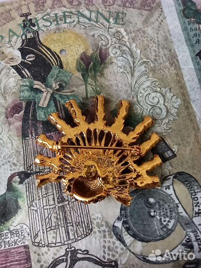 Коллекционная брошь Павлин Sphinx