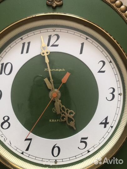 Старинные настенные часы