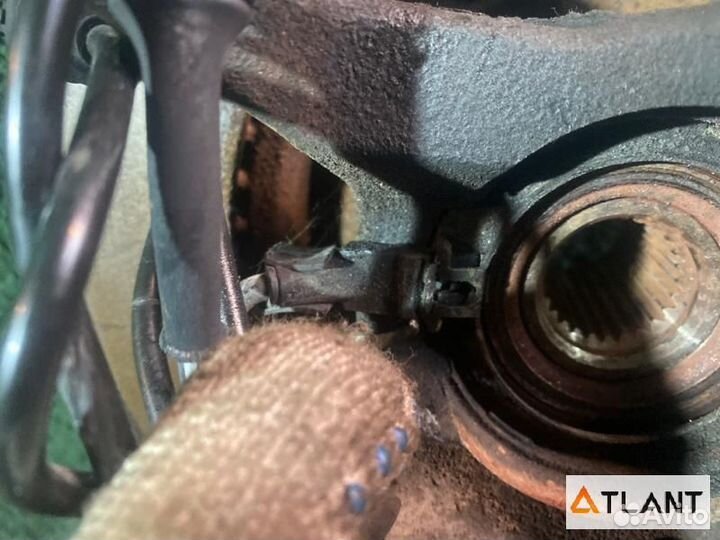 Ступица передняя правая nissan cube