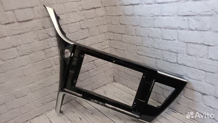 Рамка переходная Toyota Corolla e170 17-20 22-696