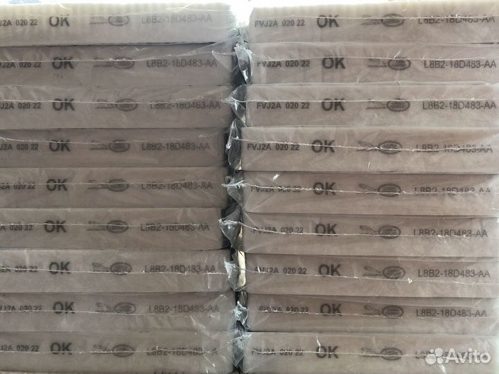 Салонный фильтр Land Rover Defender LR133345