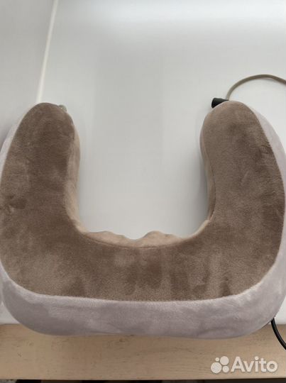 Массажная подушка для шеи