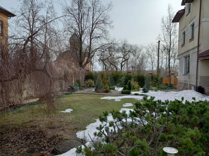 Дом 450 м² на участке 11 сот.