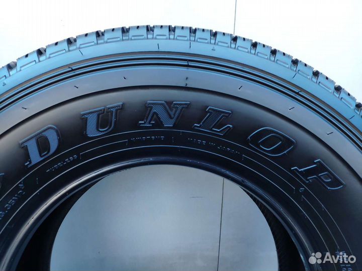 Dunlop Grandtrek AT25 265/70 R16