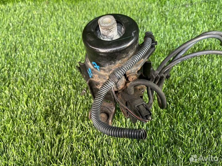 Подушка двигателя передняя Toyota Alphard MNH15