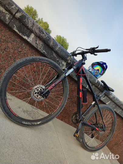 Gt avalanche sport 27.5