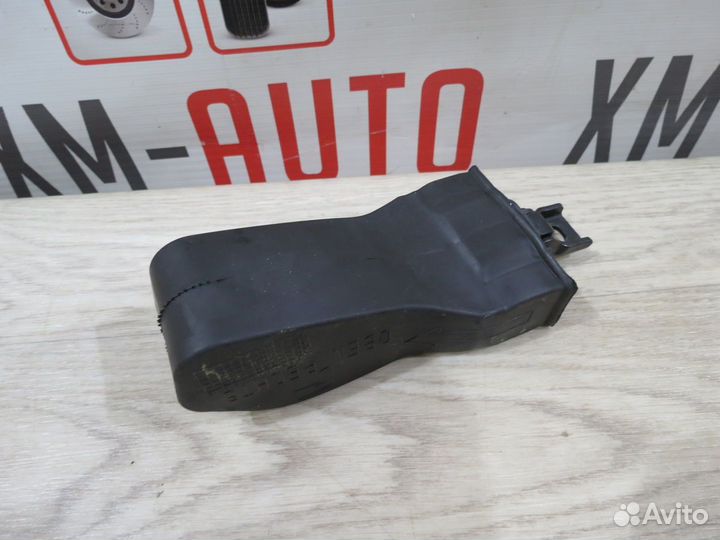 Ограничитель двери задний левый Volkwagen Tiguan