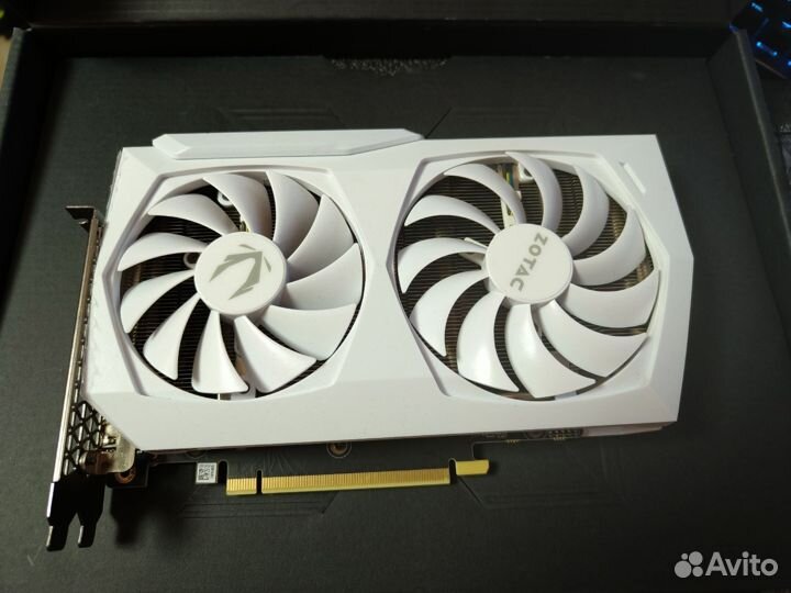 Zotac gaming GeForce RTX 3060 Ti gddr6X Twin Edge