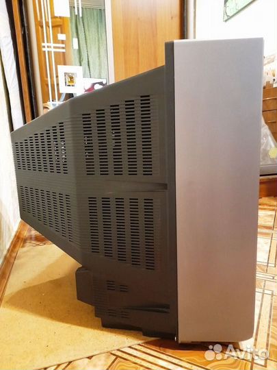 Телевизор hitachi