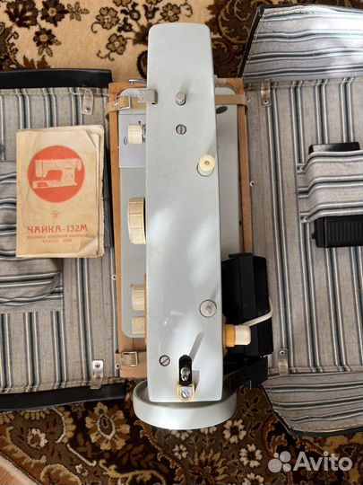 Швейная машина ножная с приводом Чайка 3