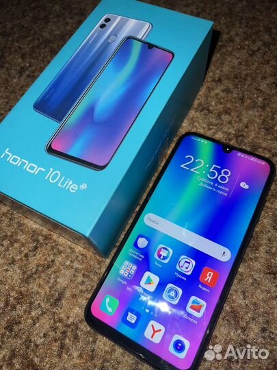 HONOR 10 Lite, 3/64 ГБ