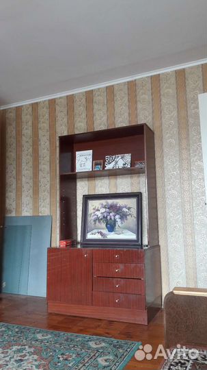 Тумба -комод со стеллажом под телев. ш.1м; в.1,8м