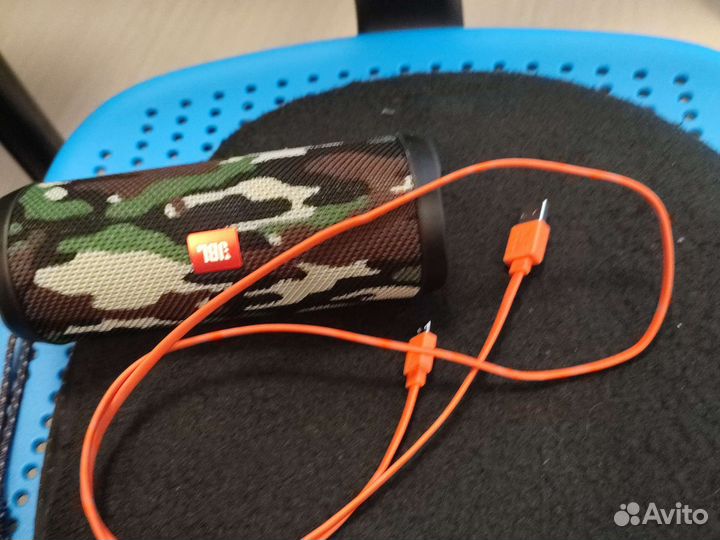Беспроводная блютуз колонка jbl flip4