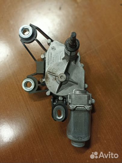 Мотор заднего дворника Skoda Fabia 2 хэтчбек