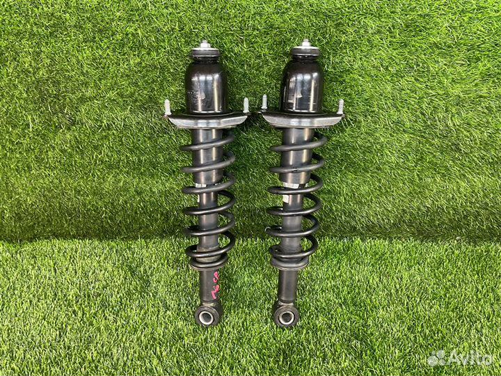 Амортизатор задний левый Toyota Sienta NCP81 1nzfe