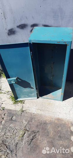 Сейф металлический