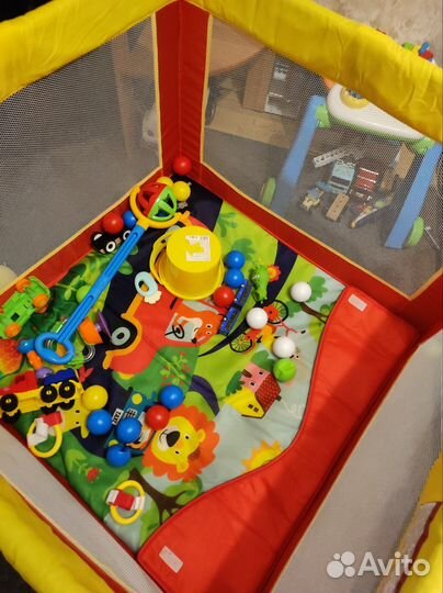 Манеж детский складной