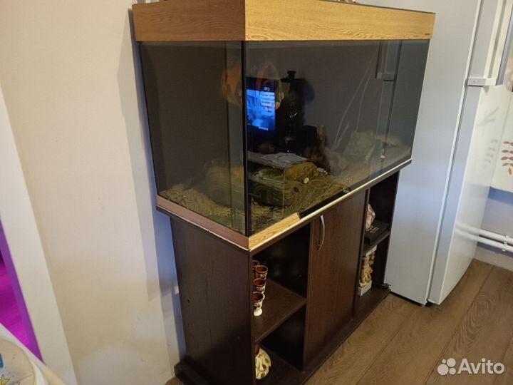 Аквариум с тумбой