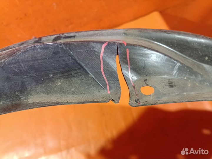 Подкрылок Honda Odyssey RB1 передний левый