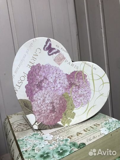 Коробка подарочная