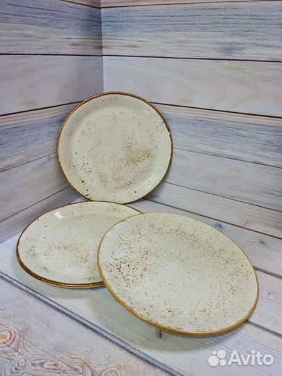 Тарелка мелкая