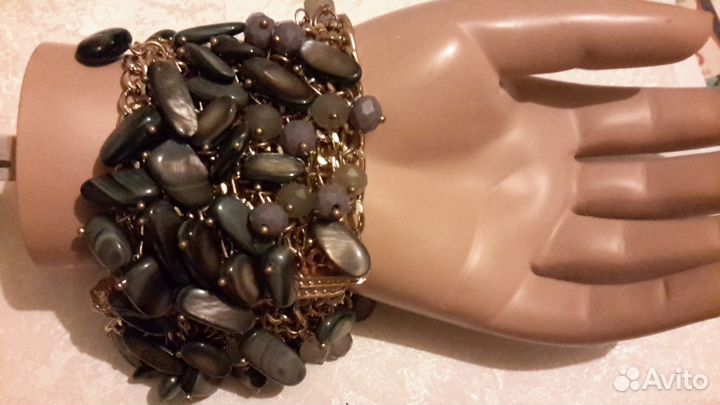 Браслет манжет женский крупный перламутр подвески