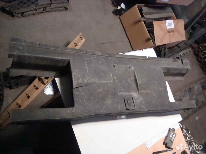 Накладка задней стенки багажного отделения W201 A2