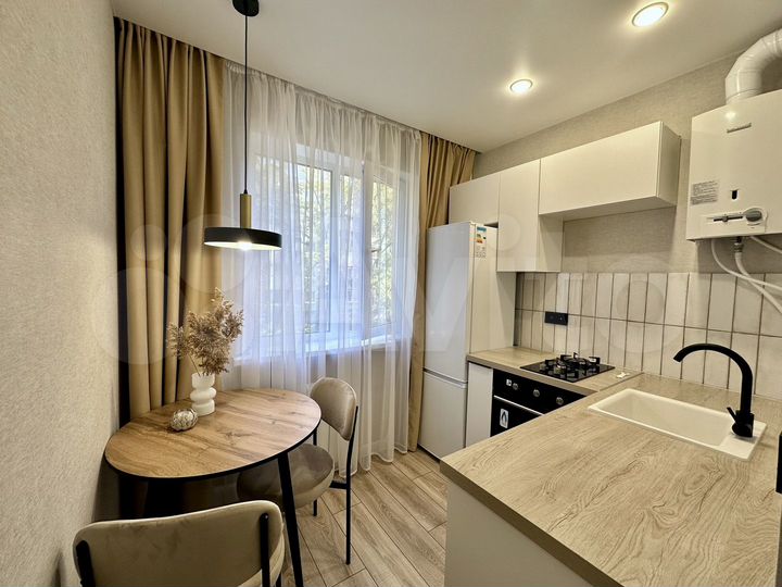 2-к. квартира, 44,2 м², 2/5 эт.