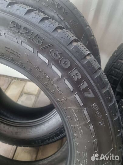 Nokian Tyres Hakkapeliitta 7 SUV 225/60 R17 99T