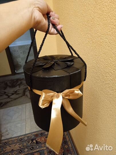 Коробка подарочная круглая