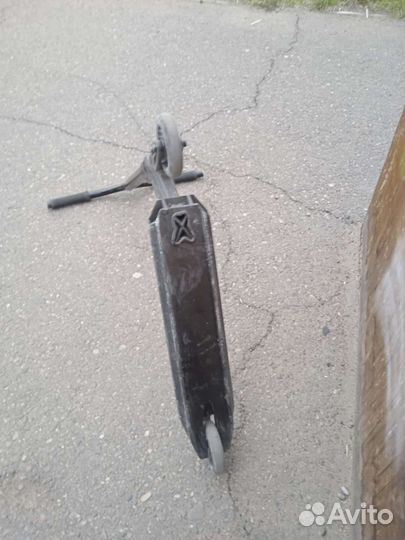 Продам трюковой самокат